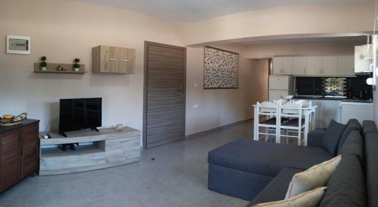 Politakis Apartment Keramotí Eksteriør bilde